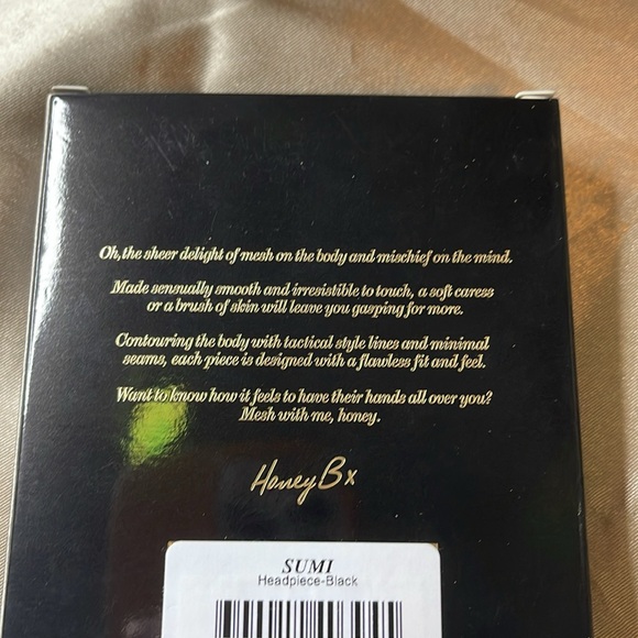 Honey Birdette Sumi Headpiece - Picture 2 of 6